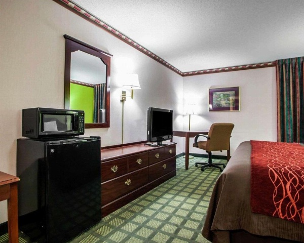 Quality Inn image 10