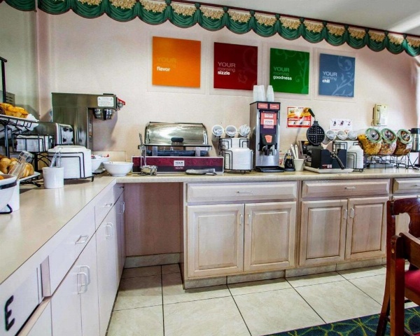 Quality Inn image 22