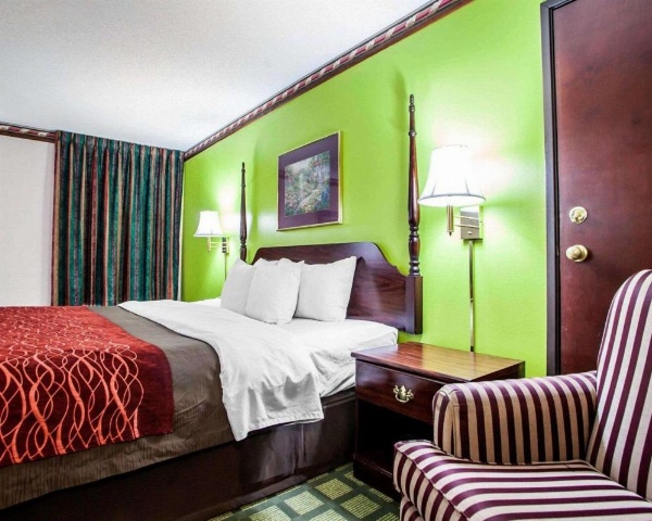 Quality Inn image 9